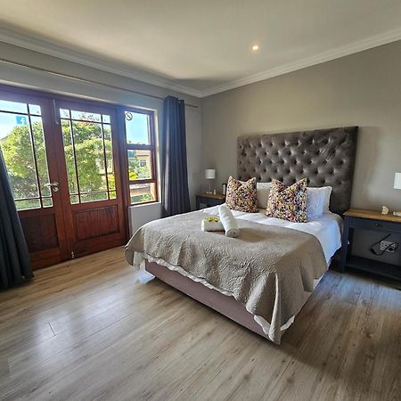 Six Whale Rock Gardens With Back Up Power For Load Shedding Apartment Плетенбърг Бей Екстериор снимка